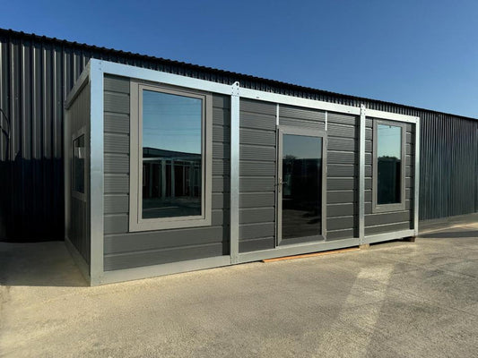 Contenedor oficina 240x600 gris - vista exterior | Sit Partners
