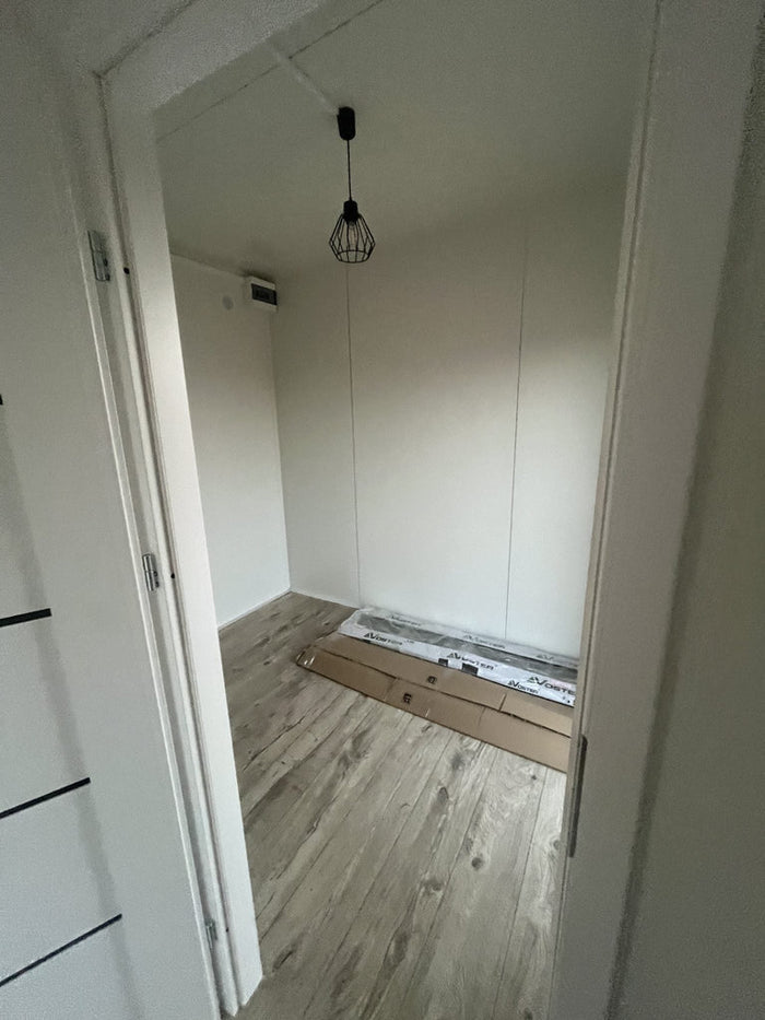 CONTENEDOR HABITABLE 8X3MT