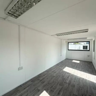 OFICINA CONTENEDOR DE 7,3 X 2,7 M