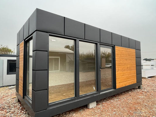 Contenedor oficina 7,0x3,0m modelo B - vista exterior | Sit Partners