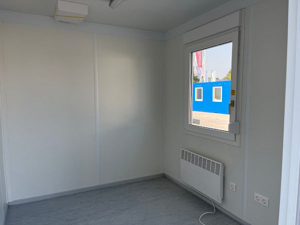CONTENEDOR DE OFICINA 3 X 2,5 M