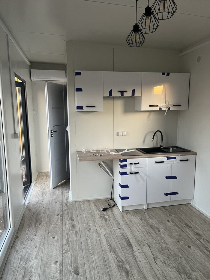 CONTENEDOR HABITABLE 8X3MT
