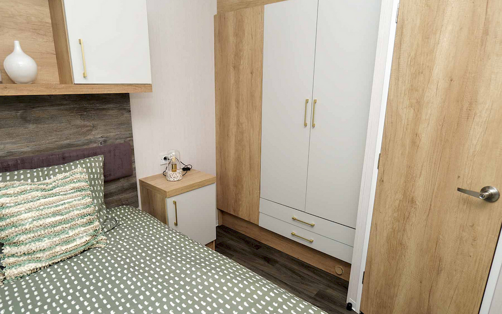 CASA MÓVIL SWIFT BORDEAUX (11 X 3,7 M)
