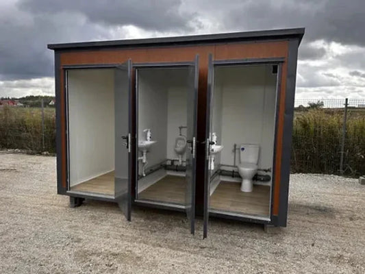 Contenedor sanitario con 3 cabinas WC