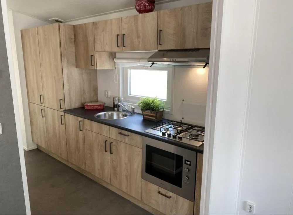 CASA MÓVIL FÉLIX 1100 (12 X 4 M)