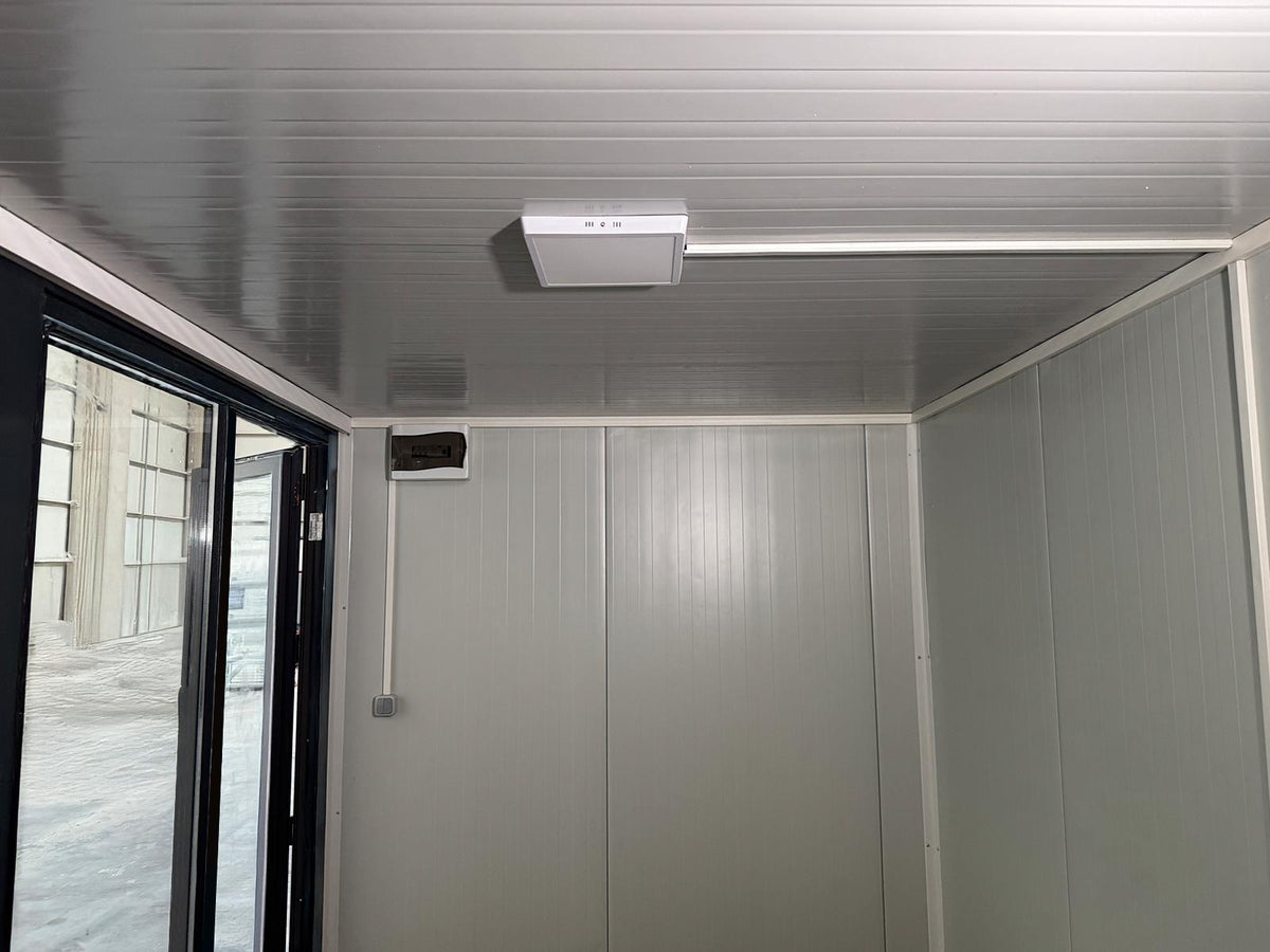 Contenedor de Oficina Modelo Falcón (240x600)